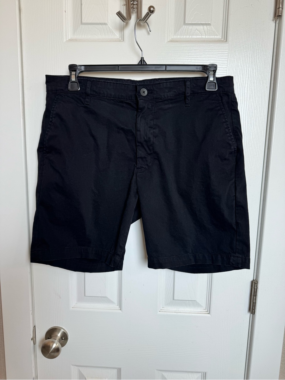 Men's Black AG The Wanderer Slim Short